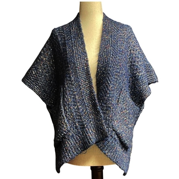 Universal Threads Blue Knit Kimono Poncho Ruana Sweater One Size Fits Most - Picture 1 of 8